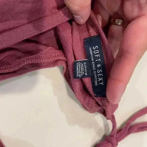 American Eagle Soft Sexy Pink Long Sleeve Open Back Embroidered Top Womens Small - Picture 3 of 4